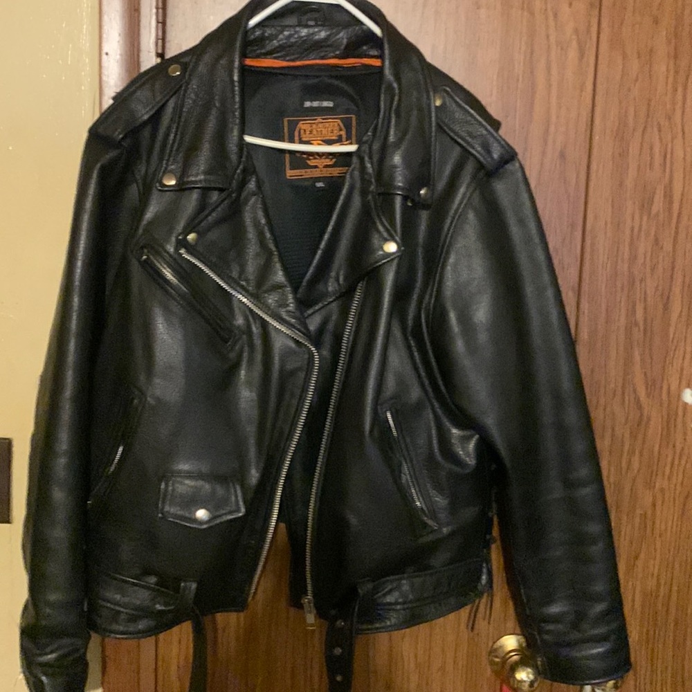 5x woman’s leather motorcycle jacket